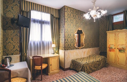 Dorsoduro Hotel | Hotel Al Malcanton