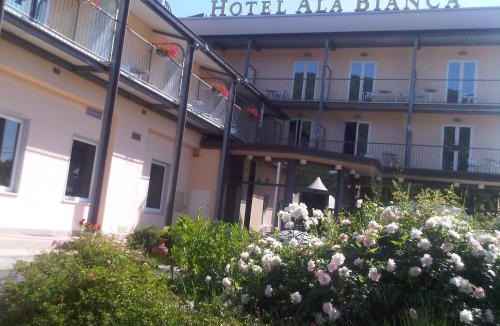 Ameglia Hotel | Hotel Ala Bianca