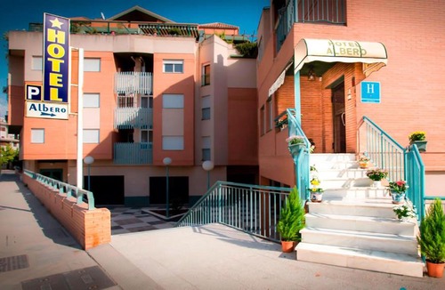 Carretera de la Sierra Hotel | Hotel Albero