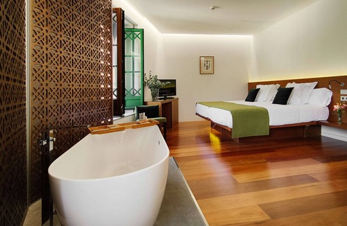 Central District Hotel | Hotel Alhambra Palace