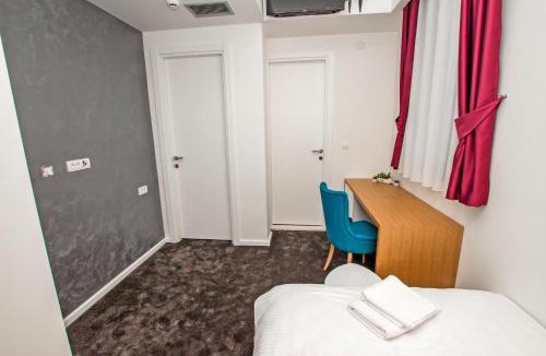 Dobrota Hotel | Hotel Alkima