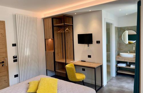 Tiarno di Sotto Hotel | Hotel Alla Perla