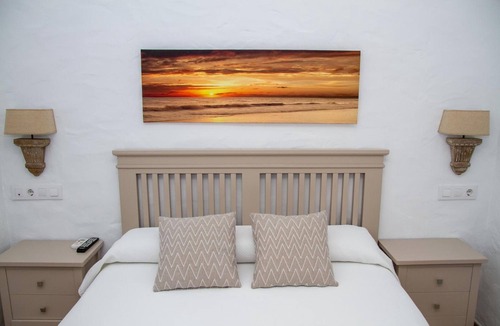 Zahara de los Atunes Hotel | Hotel Almadraba