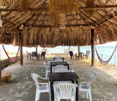Covenas Hotel | HOTEL ALMARr