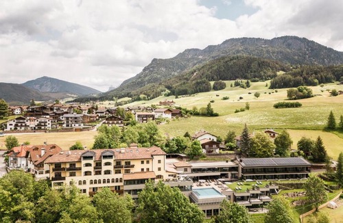 Kastelruth Hotel | Hotel Alpenflora