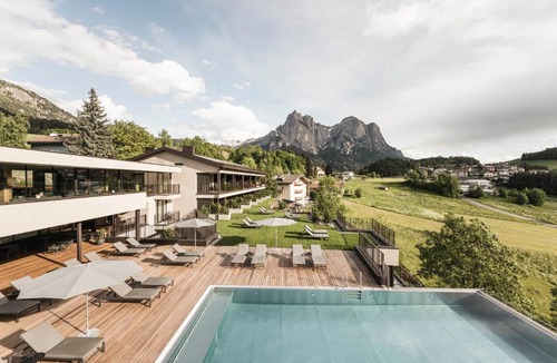 Kastelruth Hotel | Hotel Alpenflora