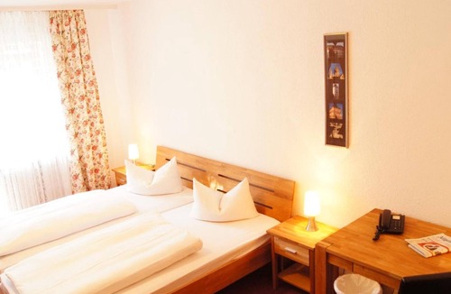 Hechtsheim Hotel | Hotel Am Hechenberg