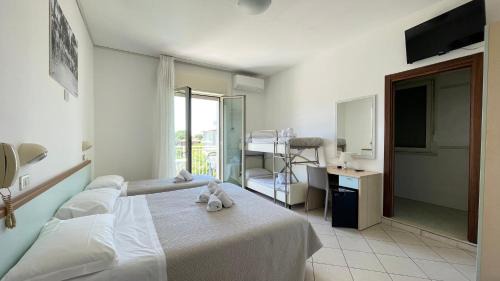 Pinarella Hotel | Hotel Amedea