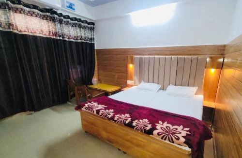 Chintpurni Hotel | Hotel Amrit