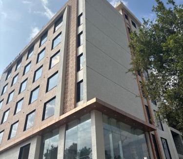 Kota Hotel | Hotel Amyra