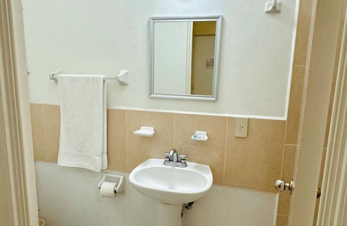 Zamora de Hidalgo Hotel | Hotel Ana Isabel