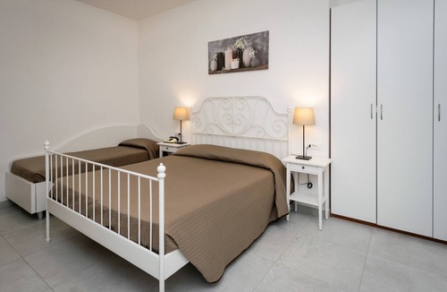 Fetovaia Hotel | Hotel Anna
