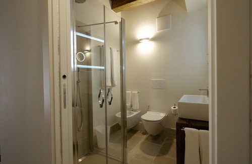 Borso del Grappa Hotel | Hotel Antica Abbazia
