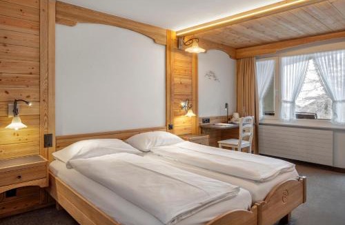 Zermatt Hotel | Hotel Antika