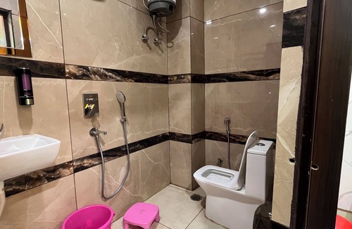 Phulpur Hotel | Hotel Anu
