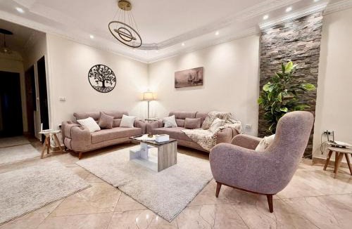 Sheikh Zayed City Apartment | Hotel Apartment with Private Entrance in Sheikh Zayed