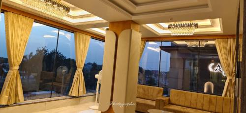Savli Hotel | Hotel Apex