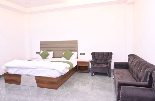 Sikandra Hotel | Hotel Apple Tree