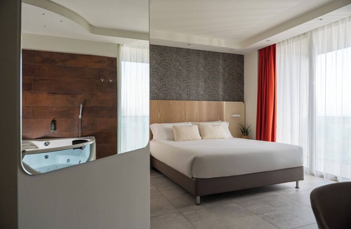 Marina Centro Hotel | Hotel Aria
