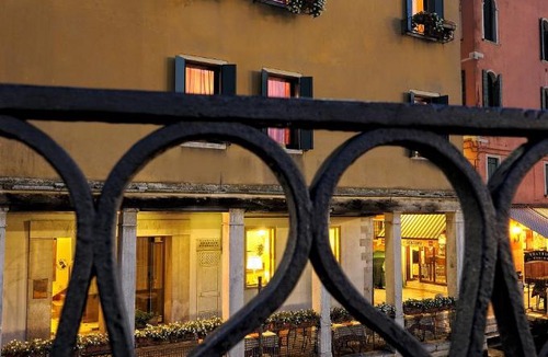 Santa Croce Hotel | Hotel Arlecchino