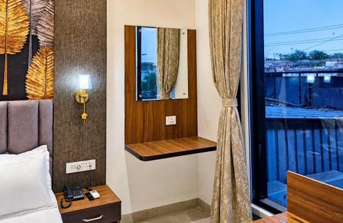 Mathura Hotel | Hotel Aroma