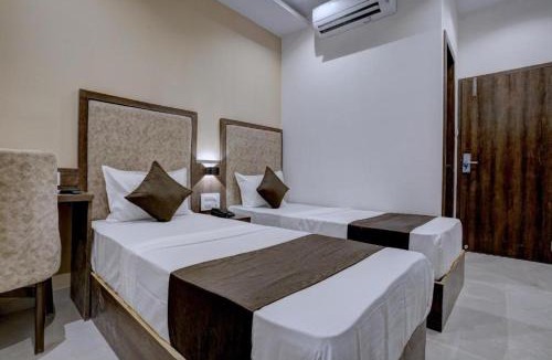 Thane West Hotel | Hotel Arvind- Glitz Hospitality Thane Railway Station
