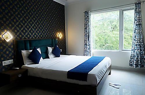 Agra Hotel | Hotel Ashok Palace