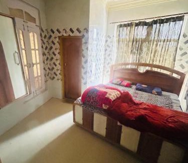 Rajauri Cabin | Hotel Ashoka