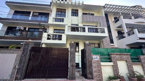 Noida House | Hotel Ashray Noida