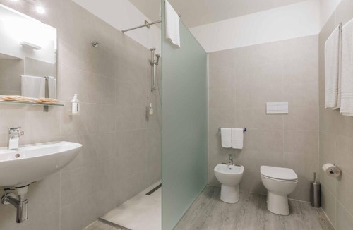 Cremona Hotel | Hotel Astoria