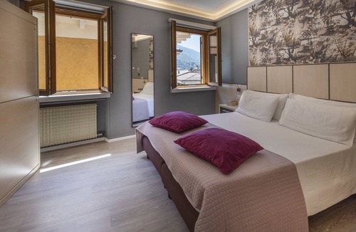 Malcesine Old Town Hotel | Hotel Aurora