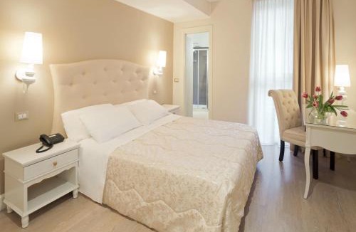 Pavia Hotel | Hotel Aurora