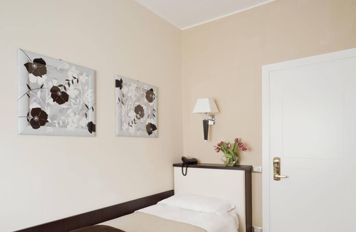 Pavia Hotel | Hotel Aurora