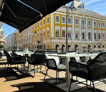 Satu Mare Hotel | Hotel Aurora