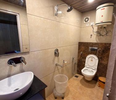 Shimla Hotel | Hotel Avalanche