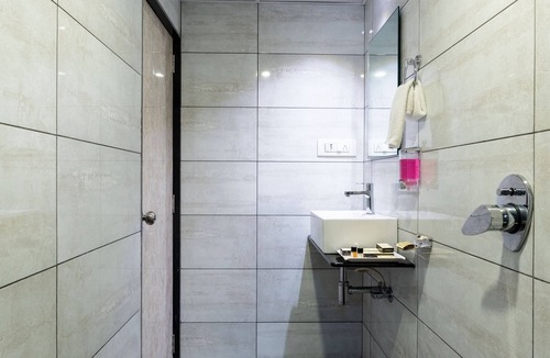 Dadar East Hotel | Hotel Avon Ruby