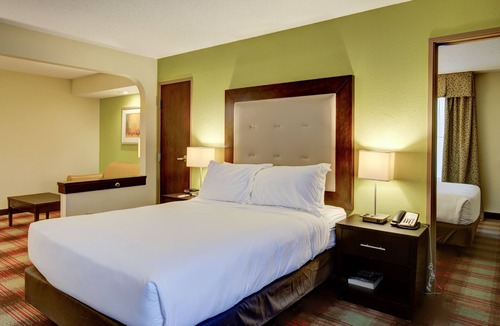 The Gate Hotel | Hotel Avyan