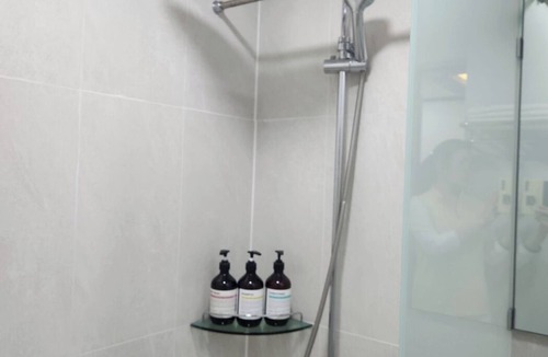 Bongmyeong-dong Hotel | hotel b&b