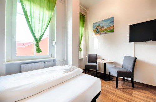 Kaulsdorf Hotel | Hotel B1