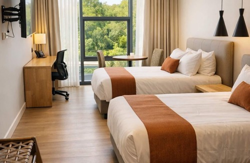 Puente del Comun Hotel | Hotel B3 Sibelius