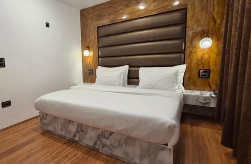Laripora Hotel | Hotel Baisaran Pahalgam