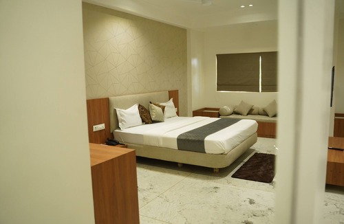Nanded Hotel | Hotel Bajaj Residency