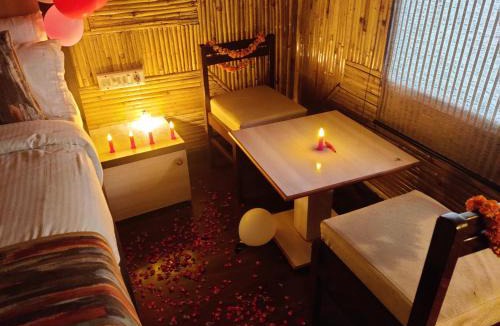 Durgapura Hotel | Hotel Bamboo Castle