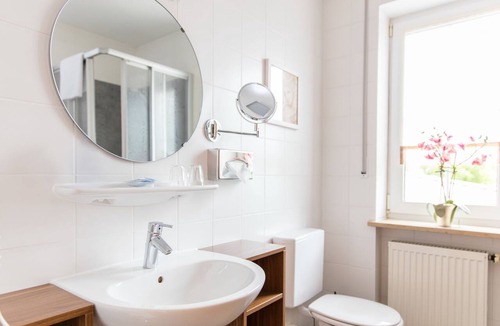 Dingolfing Hotel | Hotel Bavaria Garni