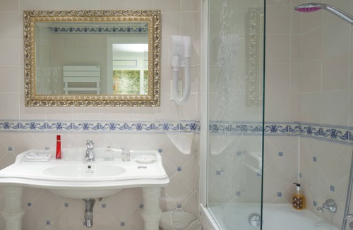 Saint-Merri Hotel | Hotel Beaubourg