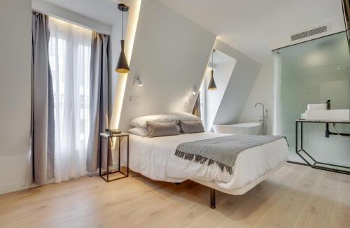 Quartier Saint-Ambroise Hotel | Hotel Beausejour