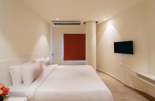 Indore Hotel | Hotel Benchmark Premier