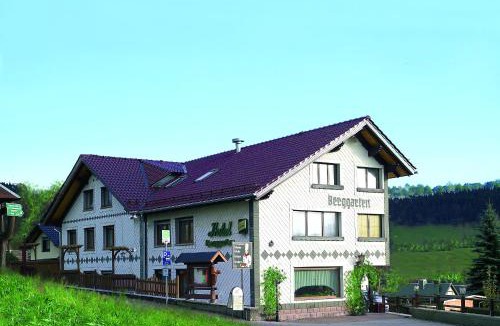 Kurort Brotterode Hotel | Hotel Berggarten