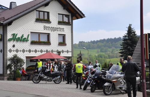 Kurort Brotterode Hotel | Hotel Berggarten