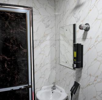Bandra East House | Hotel Bhagirath